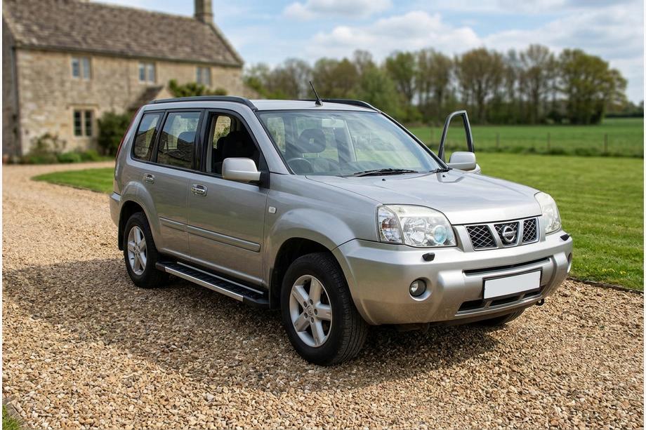 Nissan X-trail T30 2002-2007 рр. Бокові пороги RedLine V1 (2 шт., алюм.) Фото 1