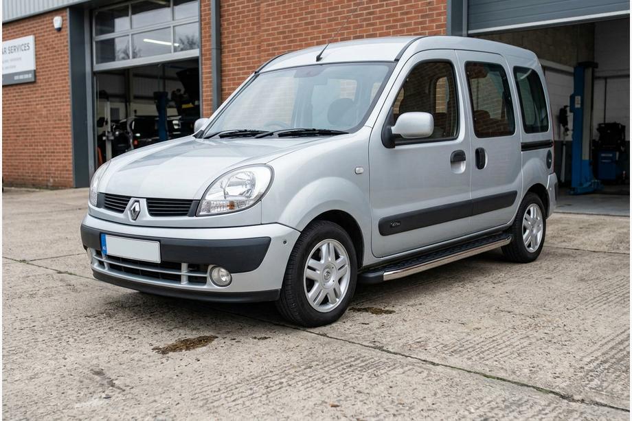 Renault Kangoo 1998-2008 рр. Бокові пороги BlackLine (2 шт., алюміній) Image
