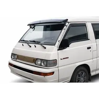Козирьок на лобове скло Mitsubishi L300 1986-2013 рр. фото 3