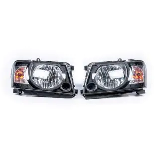 Передня оптика Safari Black (2004-2008, 2шт) Nissan Patrol Y61 1997-2011 рр. фото 2