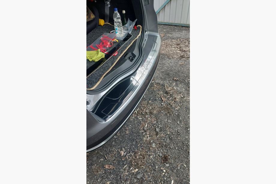 Renault Scenic/Grand 2016-2025 рр. Накладка на задній бампер Carmos (Grand, нерж.) Фото 2