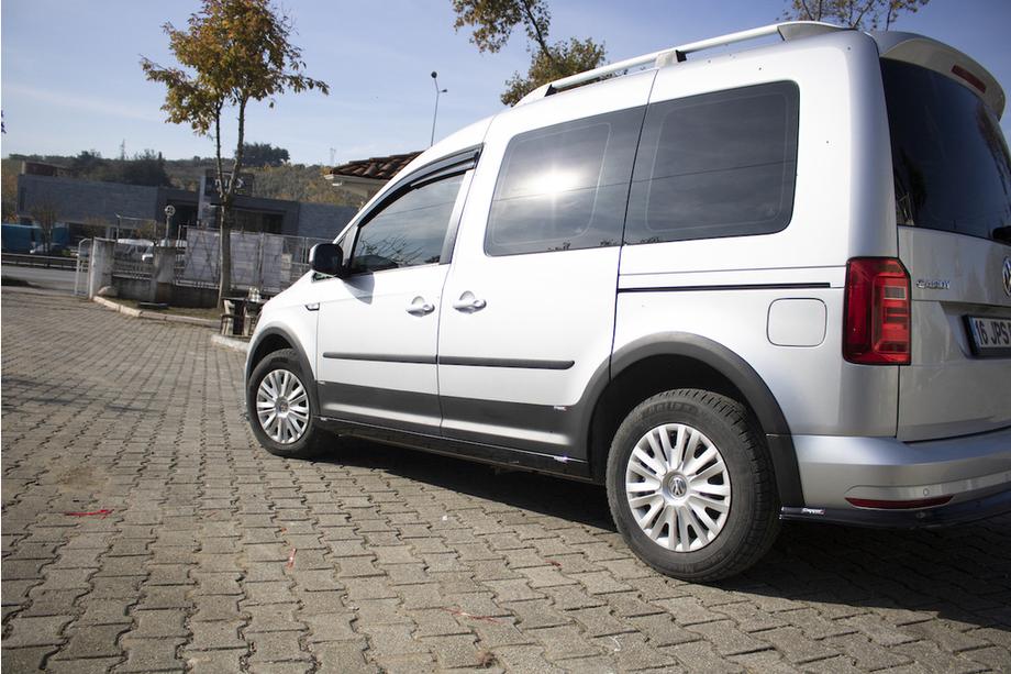 Volkswagen Caddy 2015-2020 рр. Комплект молдингів і розширювачів арок Фото 43