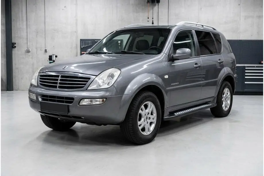 SsangYong Rexton I 2001-2017 рр. Бокові пороги New Vision Black (2 шт., алюміній) Фото 1