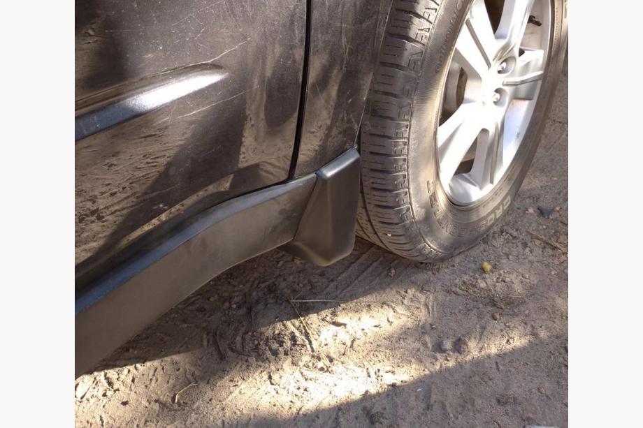 Subaru Forester 2008-2013 рр. Бризковики Premium (4 шт) Image