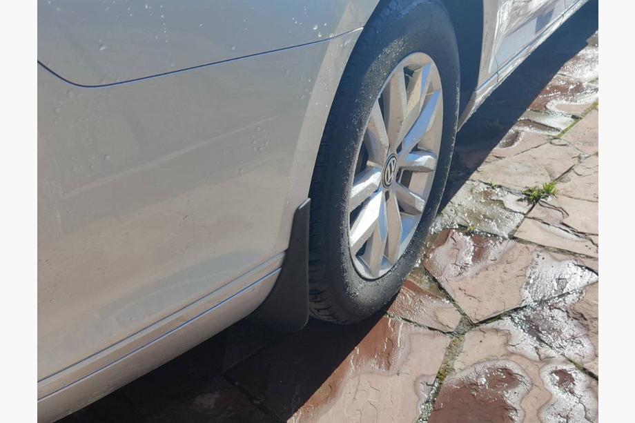 Volkswagen Passat B8 2015-2023 рр. Бризковики Premium 2019-2023 SD/SW (EU, 4 шт) Image