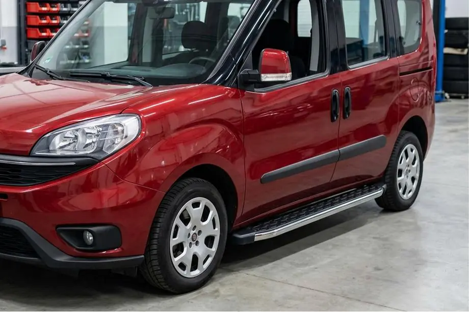 Opel Combo 2012-2018 рр. Бокові пороги BlackLine (2 шт., алюміній) Image
