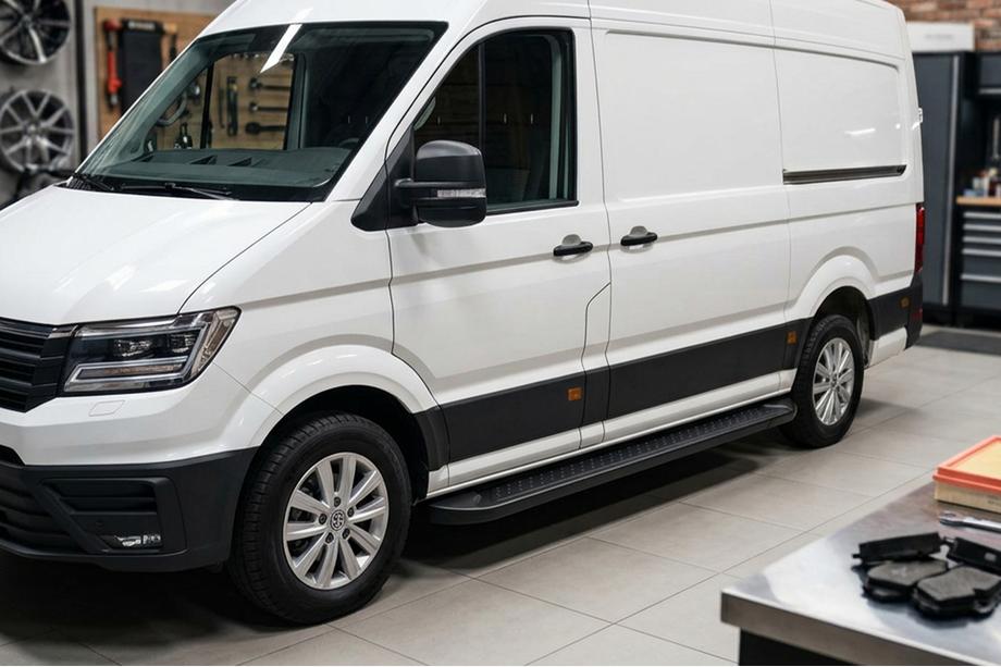 Volkswagen Crafter 2016- рр. Бокові пороги Allmond Black (2 шт., алюміній) Long/ExtraLong Фото 1