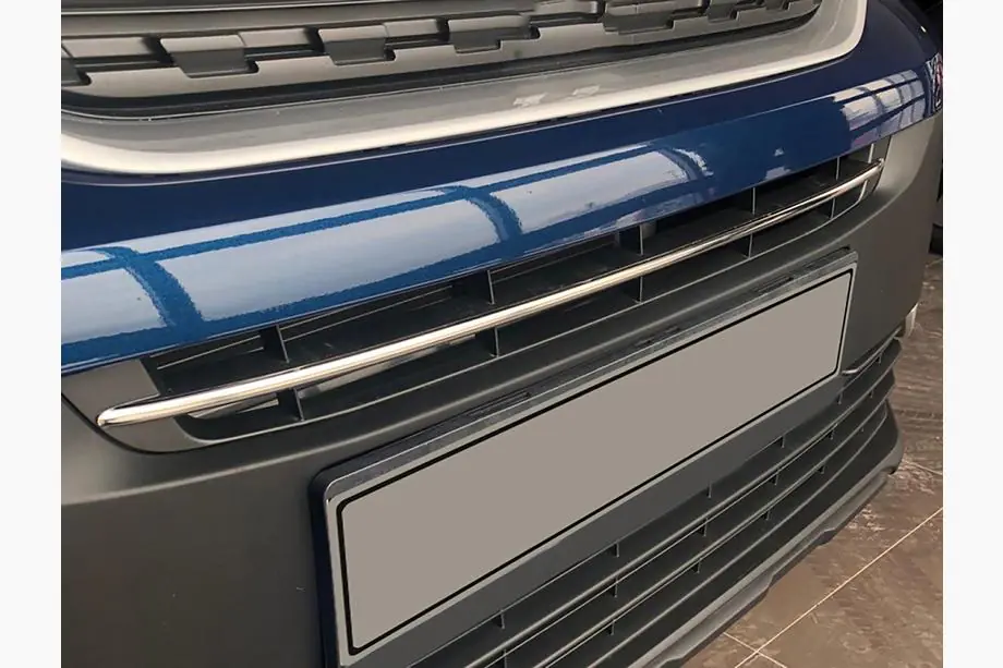 Peugeot Partner/Rifter 2019- рр. Хром смужка в бампер (нерж.)