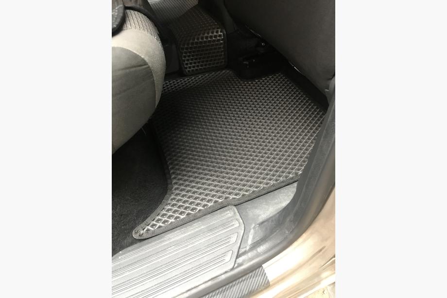 Volkswagen Amarok 2010-2022 рр. Килимки EVA (чорні) Фото 3