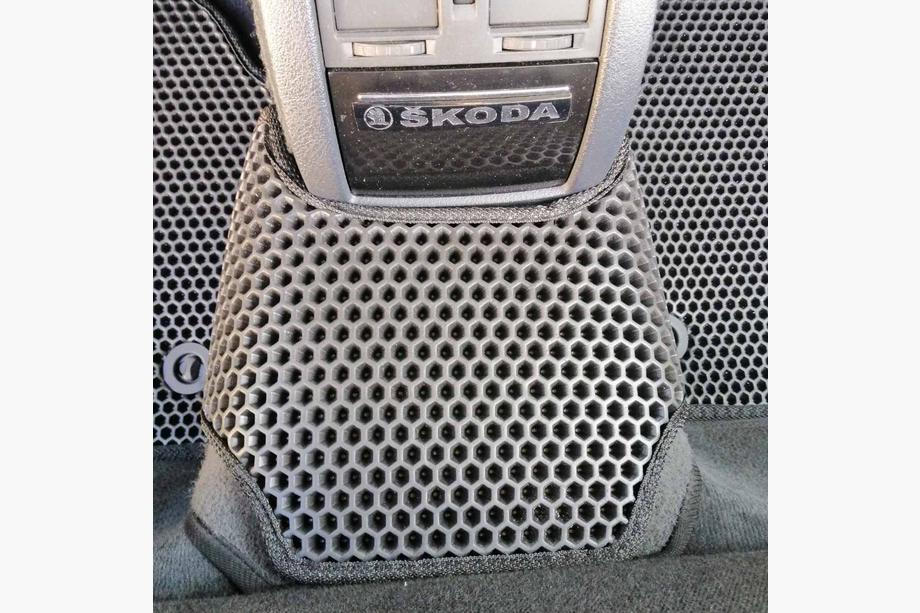 Skoda Superb 2001-2009 рр. Килимки EVA (чорні) Фото 20