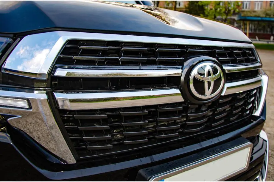 Toyota Land Cruiser 200 2007-2021 рр. Комплект рестайлінгу з LC200 2008-2015 на 2021 Executive Фото 6