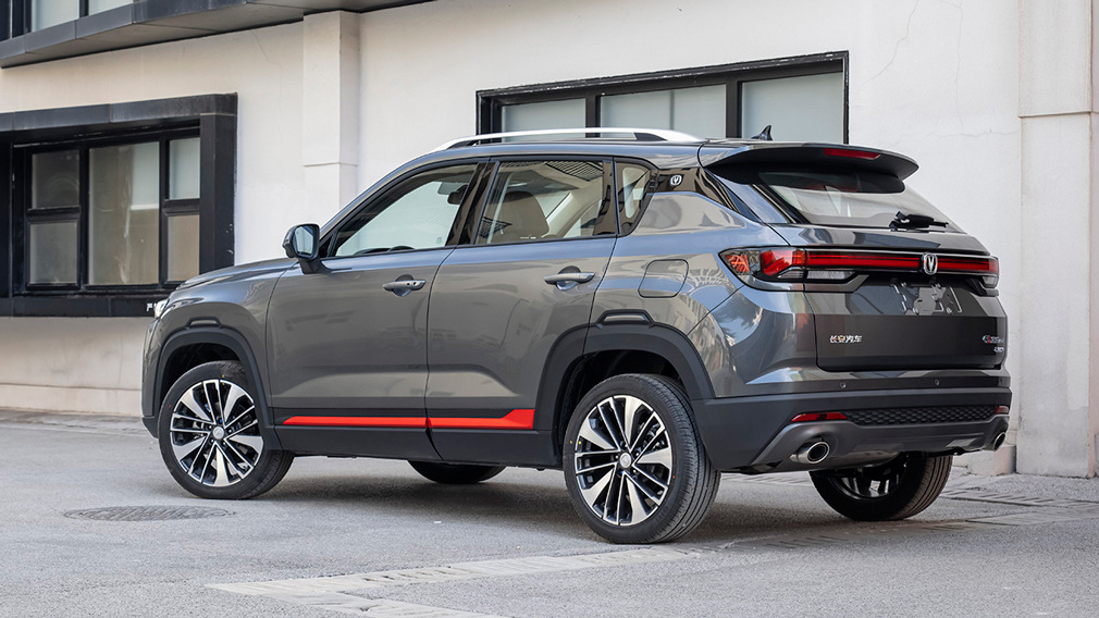 Changan CS35 Plus: кросовер за $ 10 000 отримав оновлення