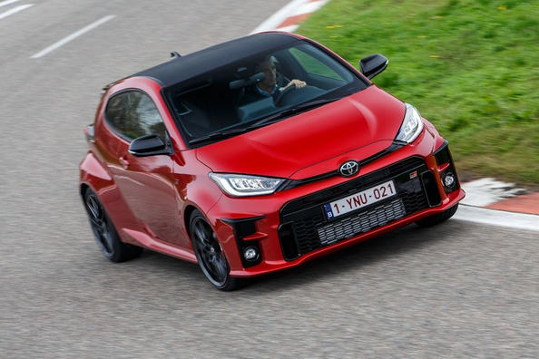 Спортивний повнопривідний хетчбек Toyota GR Yaris Фото 2