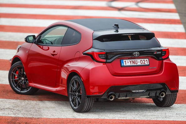 Спортивний повнопривідний хетчбек Toyota GR Yaris Фото 7