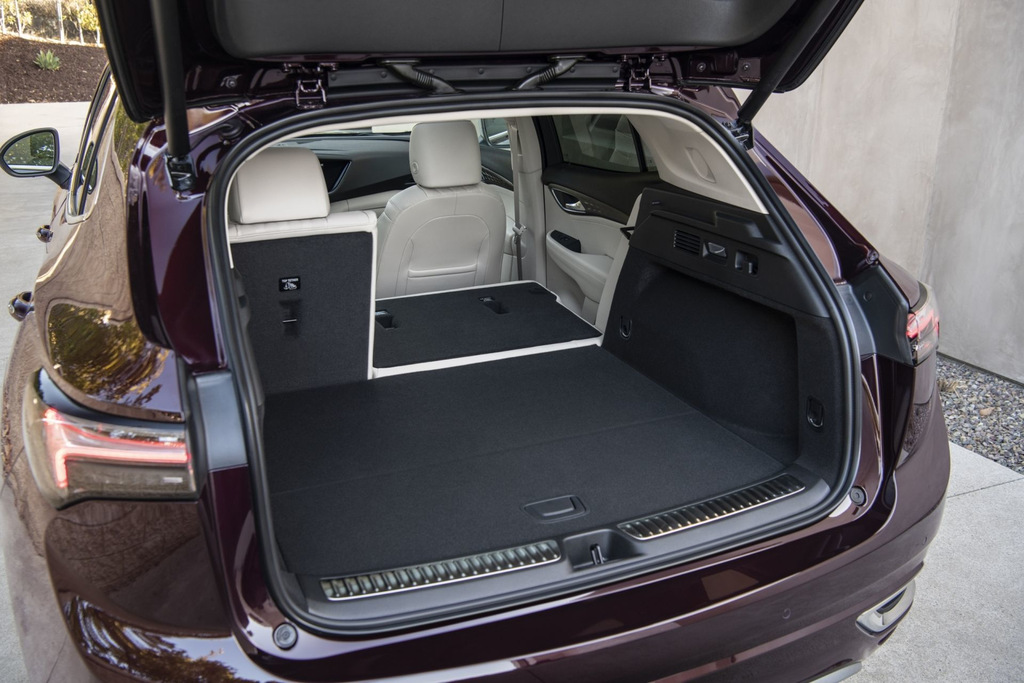 Огляд кросовера Buick Envision другої генерації