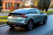 Огляд електричного хетчбека Citroen e-С4 фото 4