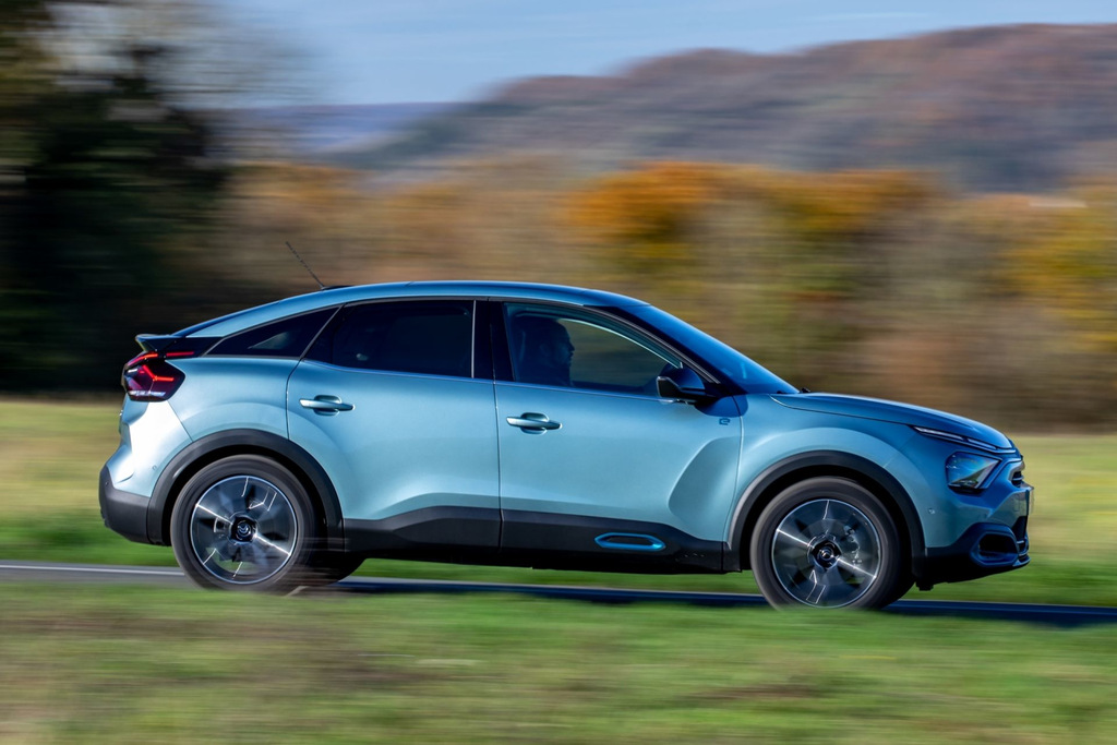 Огляд електричного хетчбека Citroen e-С4