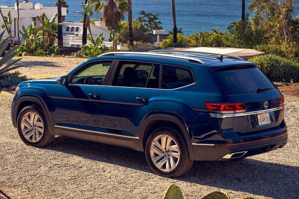Оновлений семимісний кросовер Volkswagen Atlas Фото 3