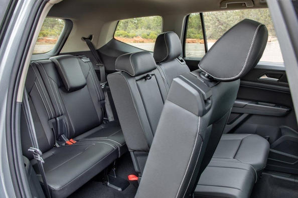 Оновлений семимісний кросовер Volkswagen Atlas Фото 7