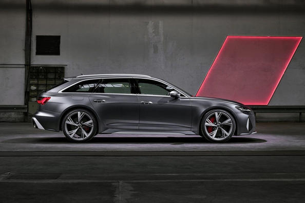 Огляд 600-сильного повноприводного універсала Audi RS6 Avant Фото 5