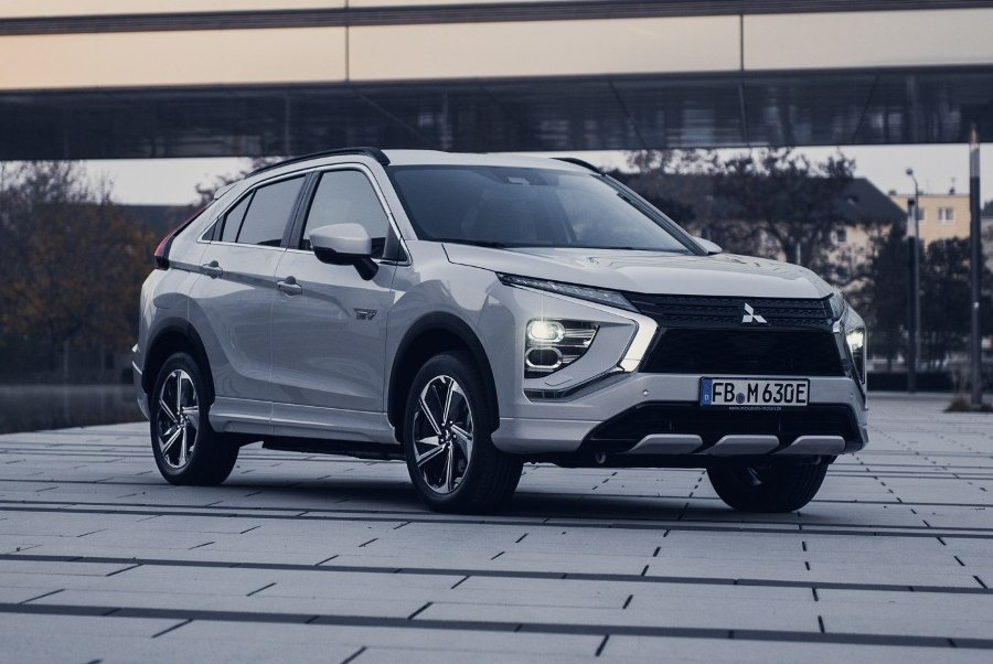 Огляд оновленого кросовера Mitsubishi Eclipse Cross