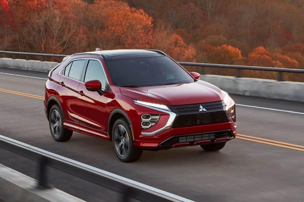 Огляд оновленого кросовера Mitsubishi Eclipse Cross