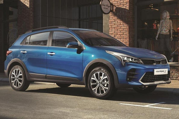 Хетчбек підвищеної прохідності KIA Rio X