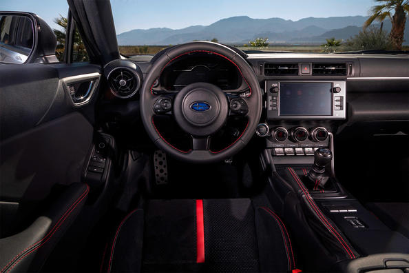 Огляд спорт-купе Subaru BRZ другого втілення Фото 3