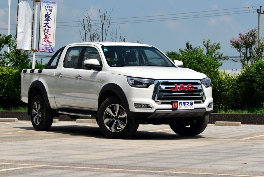 Огляд рамного повнопривідного пікапа JAC T8