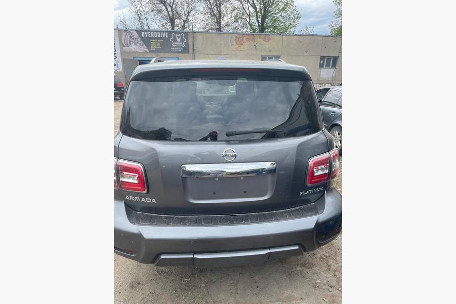 Nissan Armada 2016-2024 рр. Кришка багажника (оригінал 2019 рік) Фото 3
