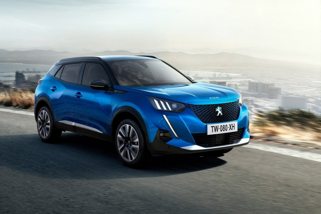 Огляд субкомпактного електричного кросовера Peugeot e-2008