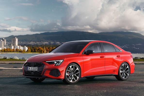 Огляд спорт-версії Audi S3 Sedan
