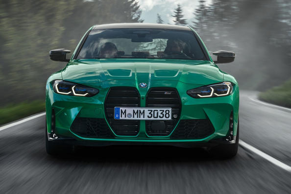 Огляд шостого покоління BMW M3 Sedan Фото 3