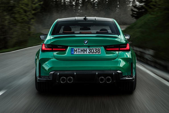 Огляд шостого покоління BMW M3 Sedan Фото 6