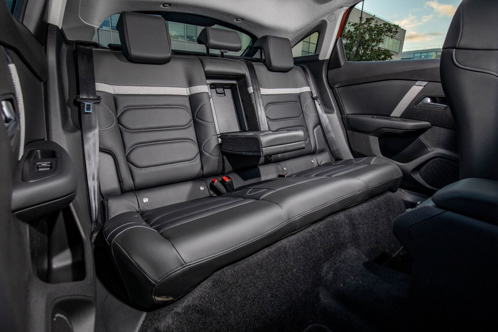 Хетчбек підвищеної прохідності Citroen C4