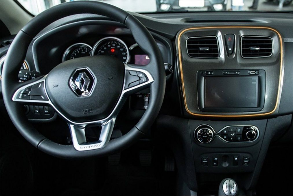 Універсал підвищеної прохідності Renault Logan MCV Stepway