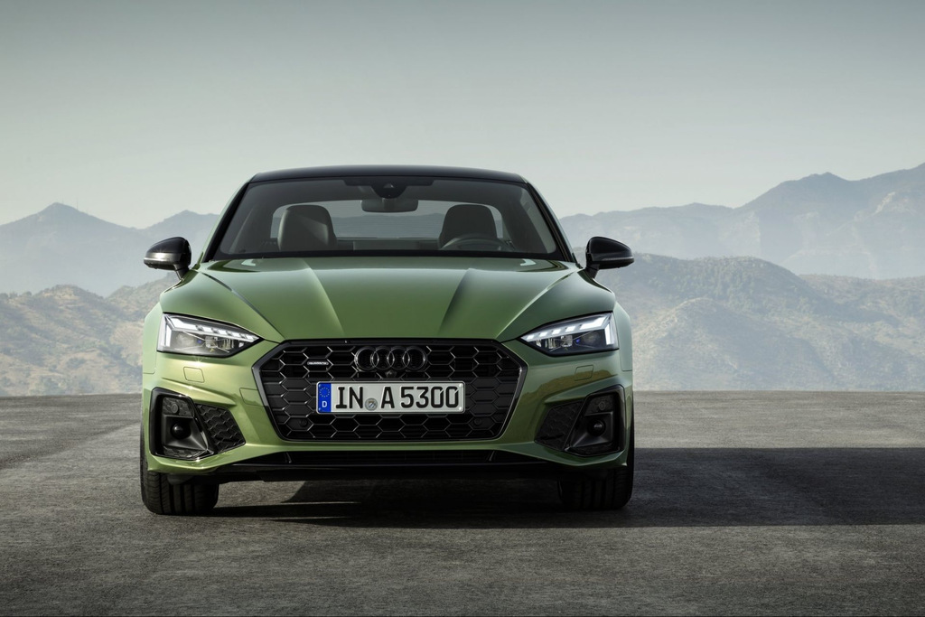 Огляд оновленого купе Audi A5 Coupe