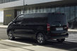 Огляд електричного мінівена Peugeot e-Traveller фото 4