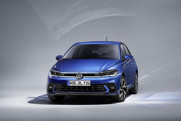 Оновлений п’ятидверний хетчбек Volkswagen Polo Фото 1