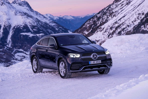Огляд купеобразного кросовера Mercedes-Benz GLE Coupe Фото 1