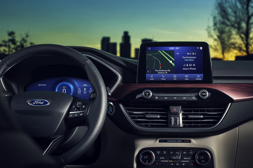 Огляд четвертого покоління кросовера Ford Escape