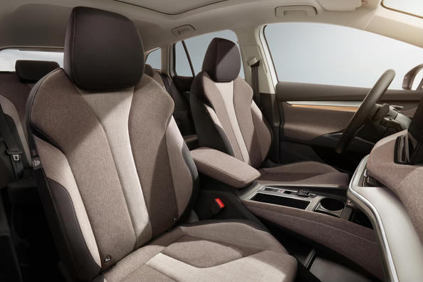 Огляд електричного кросовера Skoda Enyaq iV Фото 7