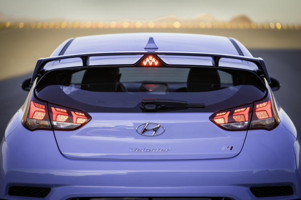 Огляд оспортівленного хетчбека Hyundai Veloster N Фото 5