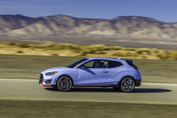 Огляд оспортівленного хетчбека Hyundai Veloster N