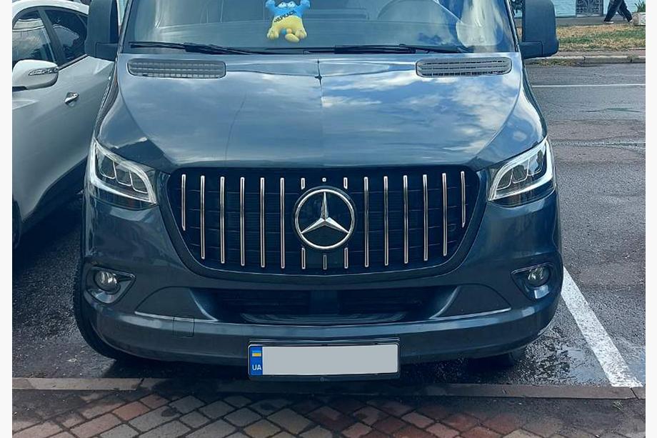 Mercedes Sprinter W907/W910 2018- рр. Передня решітка Panamericana GT Chrome Premium V1 Без рамки Фото 7