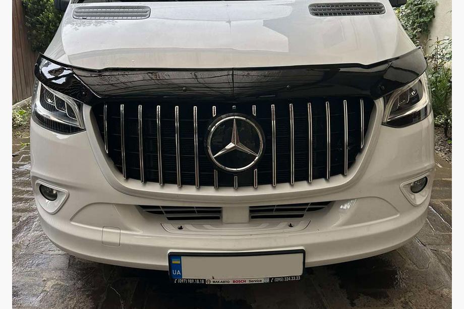 Mercedes Sprinter W907/W910 2018- рр. Передня решітка Panamericana GT Chrome Premium V1 Без рамки Фото 6
