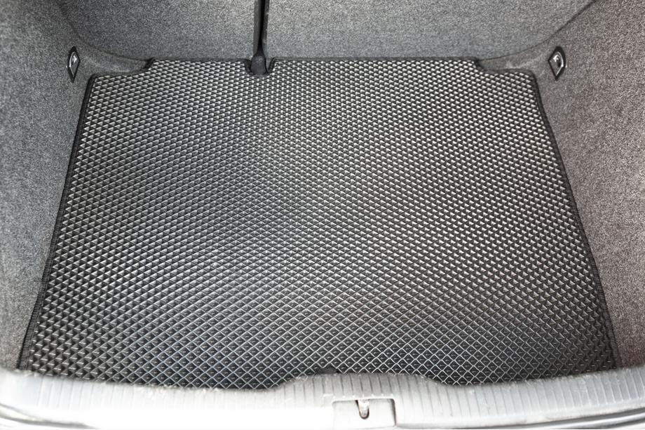 Volkswagen Golf 4 1997-2006 рр. Килимок багажника (HB, EVA, чорний) Фото 1