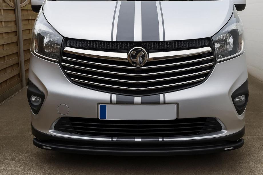Opel Vivaro 2015-2019 рр. Накладки на решітку Carmos (нерж) Фото 3