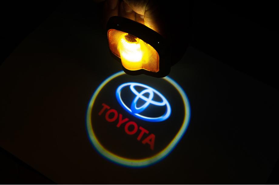 Toyota Підсвічування з дверей в асортименті Image