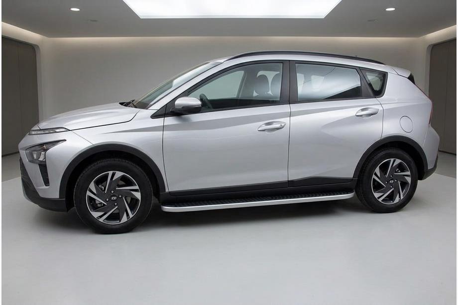 Hyundai Bayon 2021- рр. Бокові пороги Tayga Grey (2 шт., Алюміній) Фото 2
